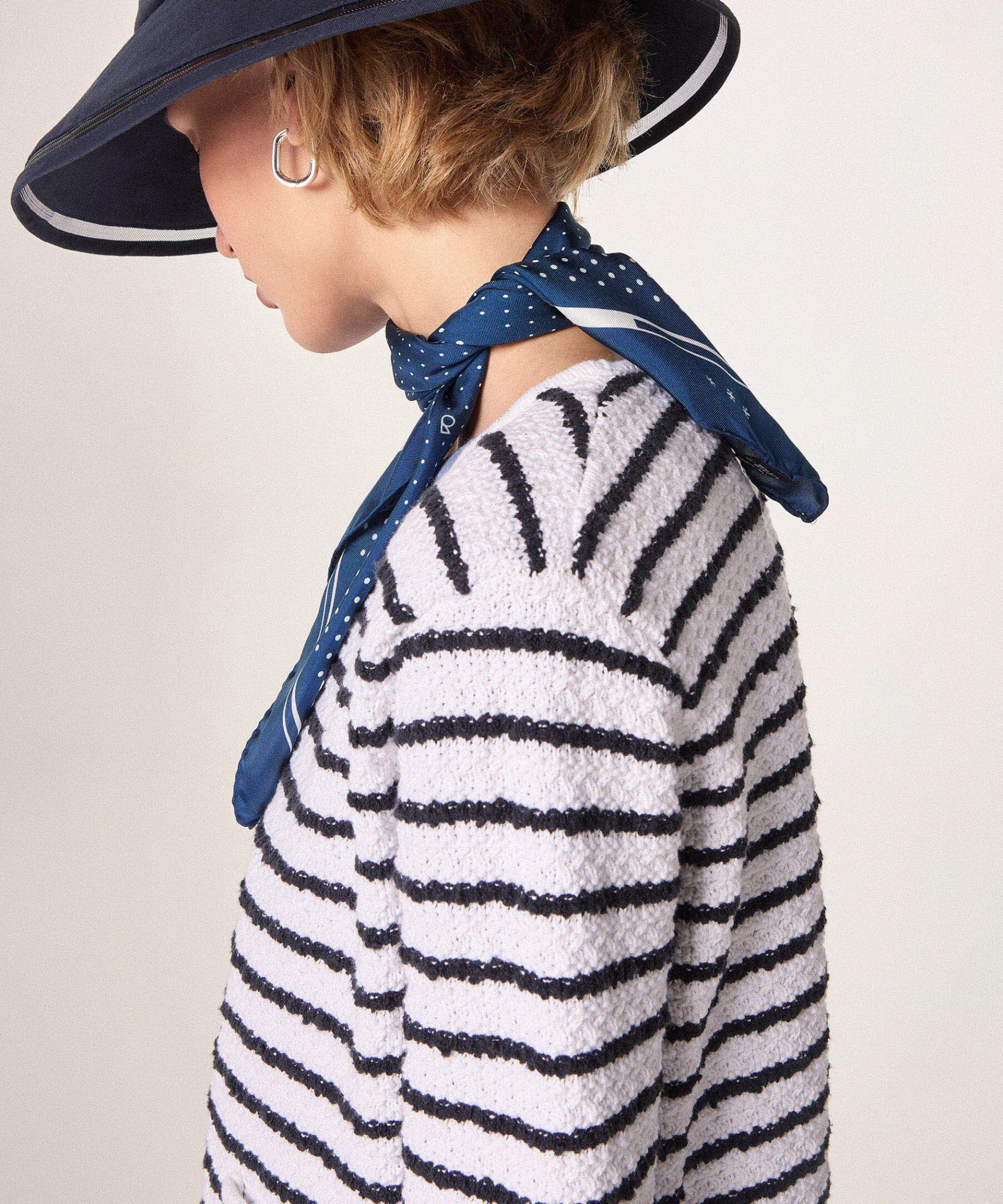 New Rodier Bandana en soie à pois bleu marine