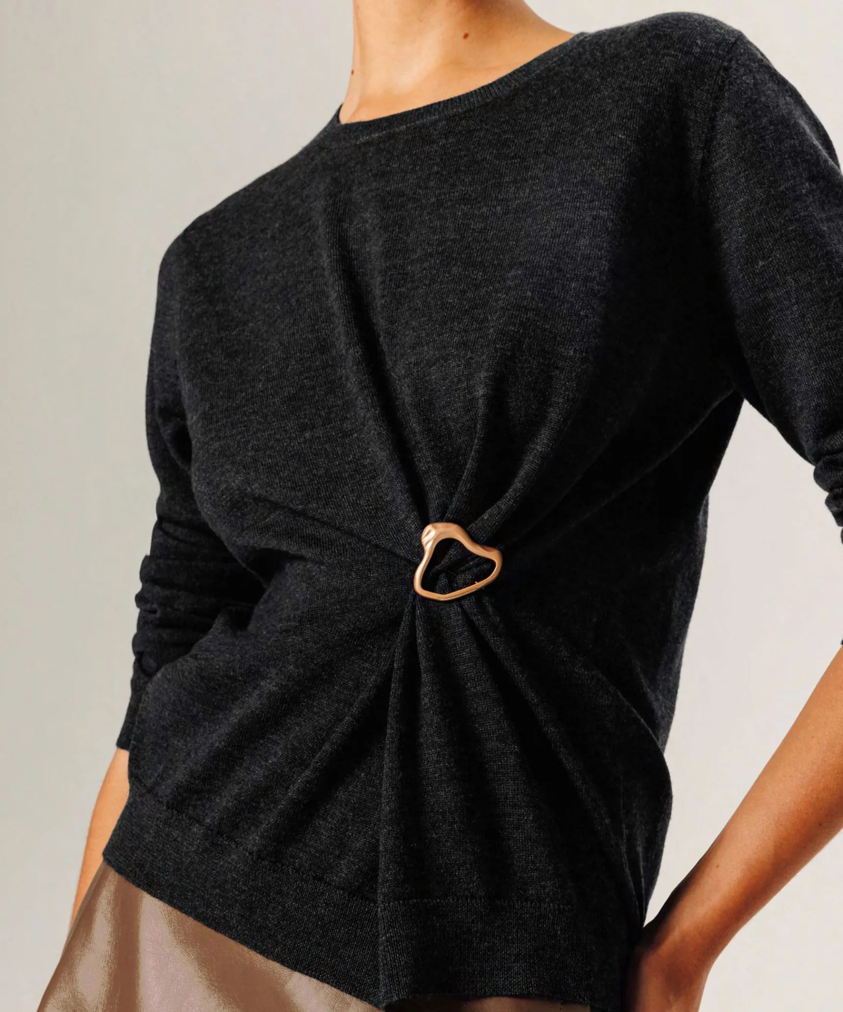 Outlet Rodier Broche jaune or