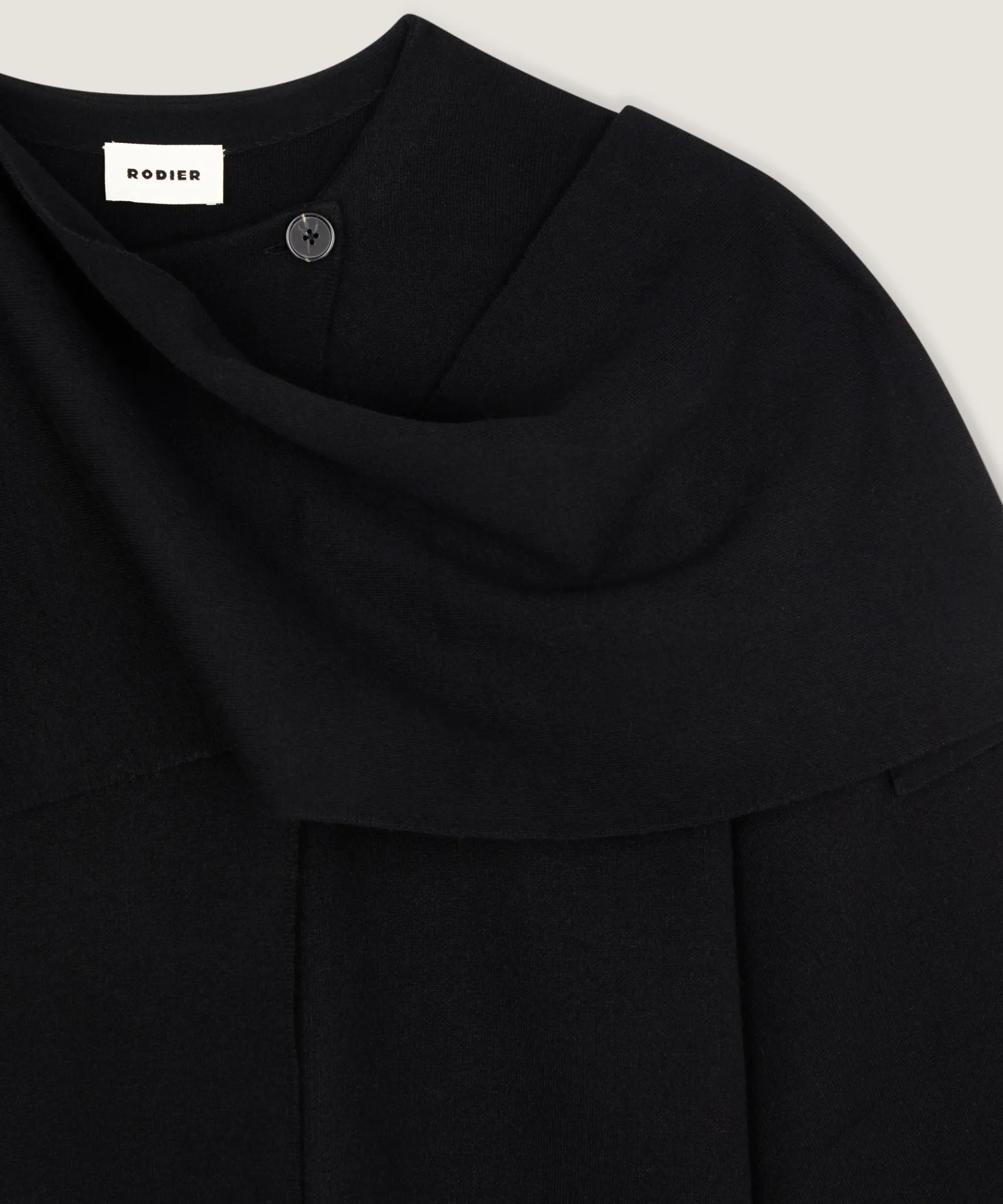 Discount Rodier Cape en maille noir