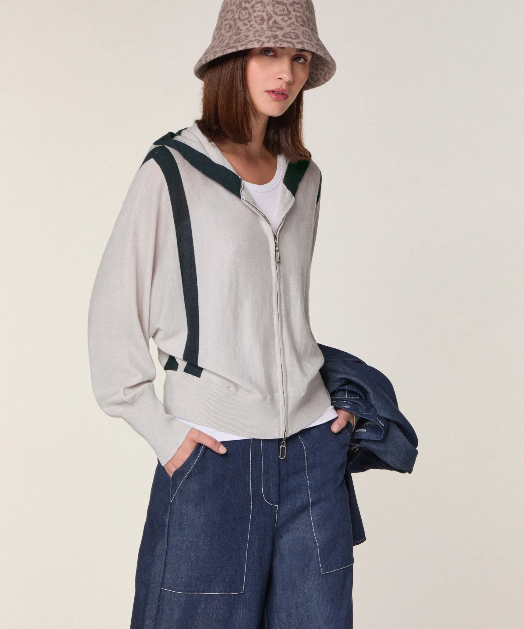 New Rodier Gilet à capuche en laine mérinos blanc