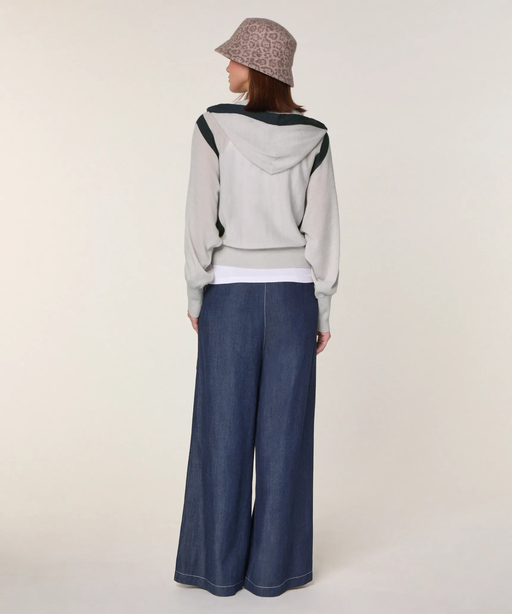 New Rodier Gilet à capuche en laine mérinos blanc