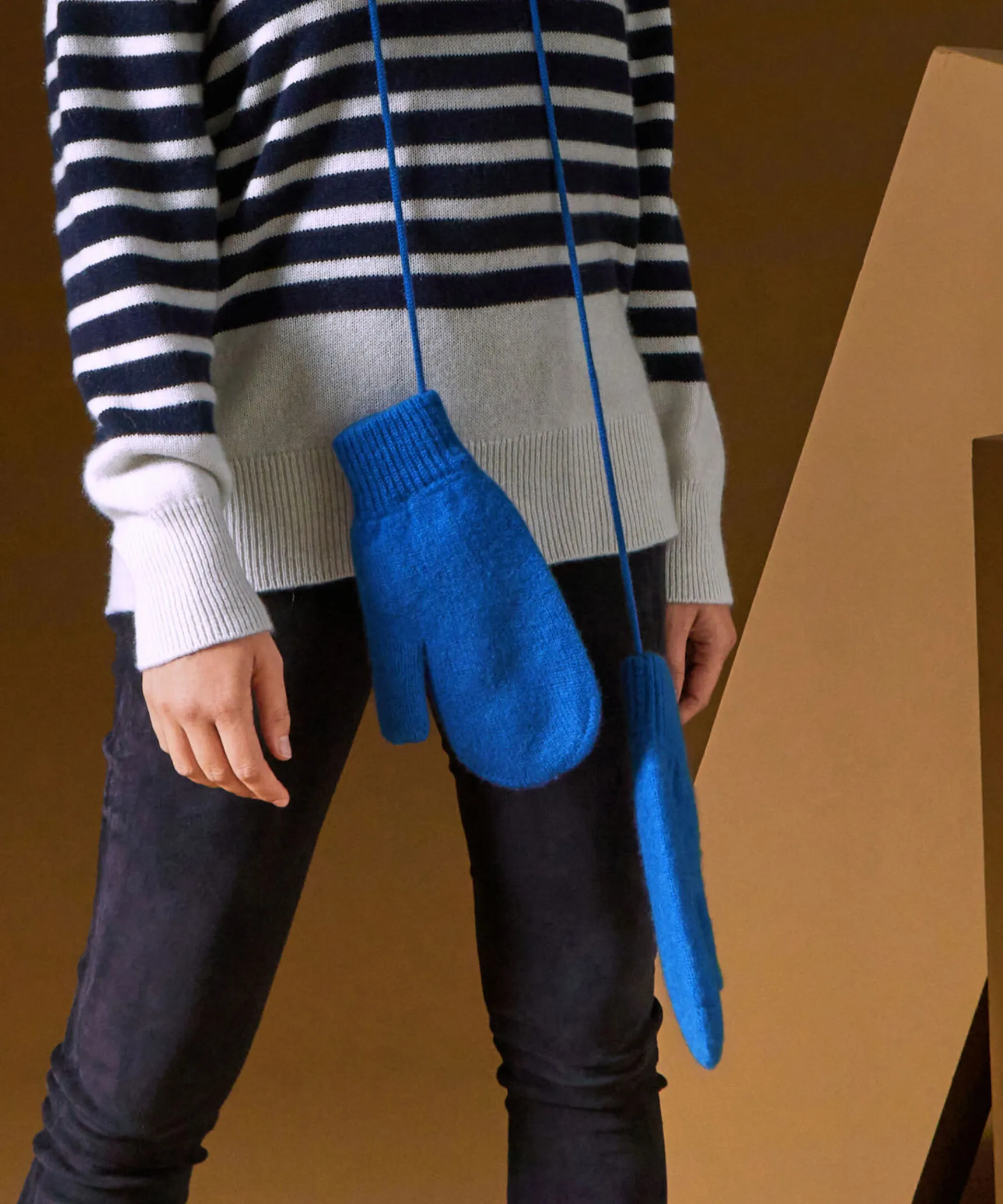 Hot Rodier Moufles en cachemire bleu outremer