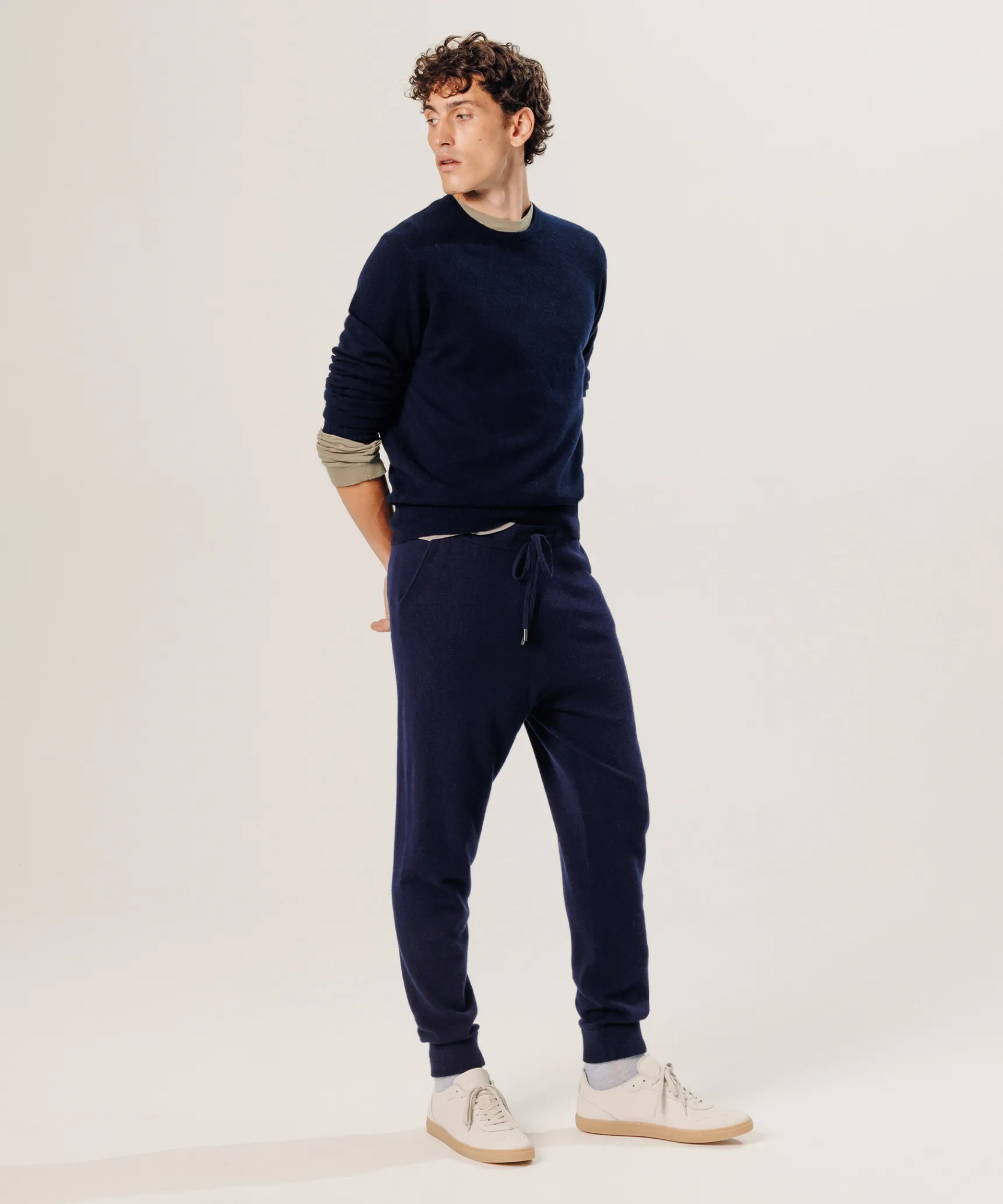 Best Rodier Pantalon jogging en cachemire bleu marine