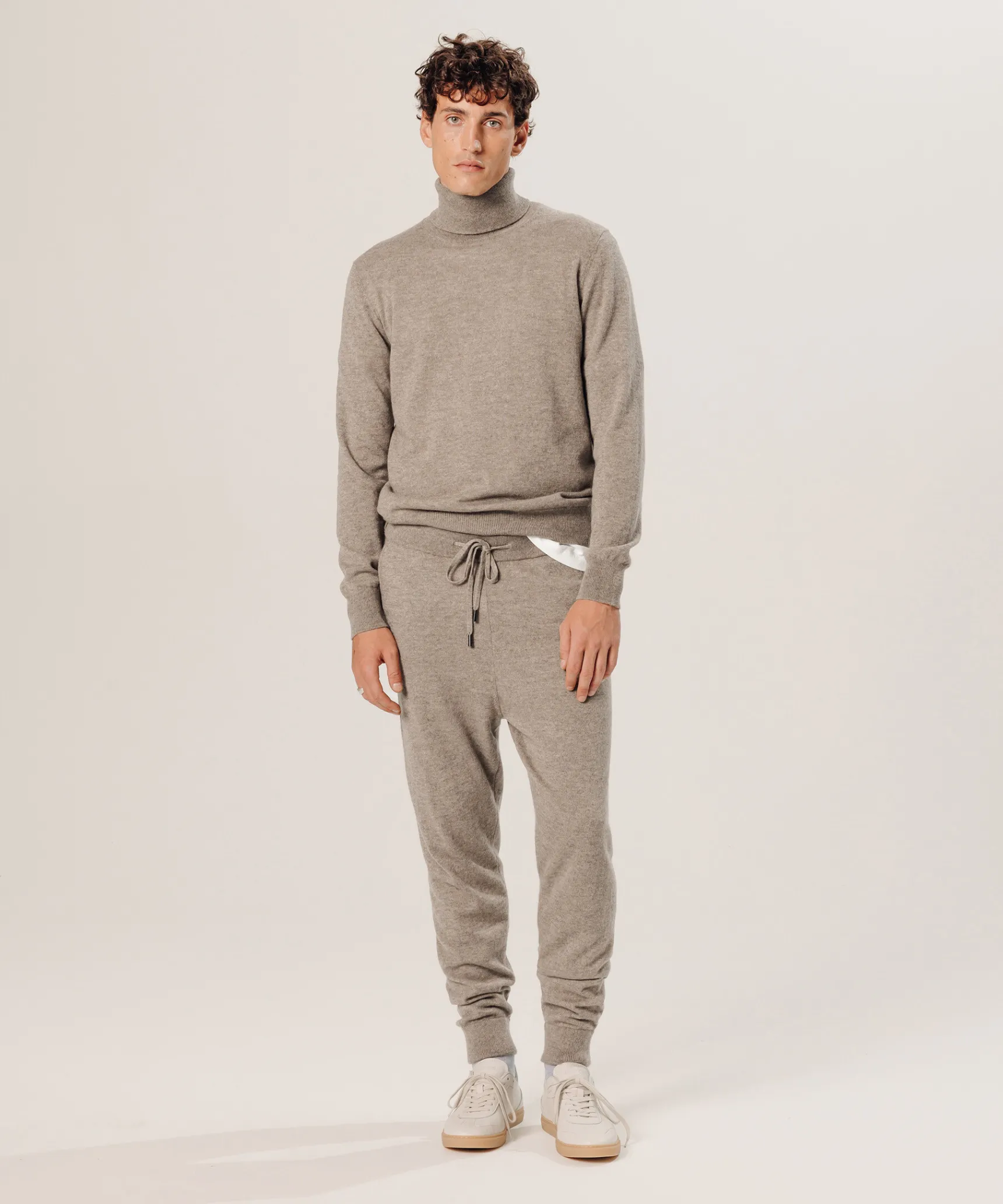Discount Rodier Pantalon jogging en cachemire beige