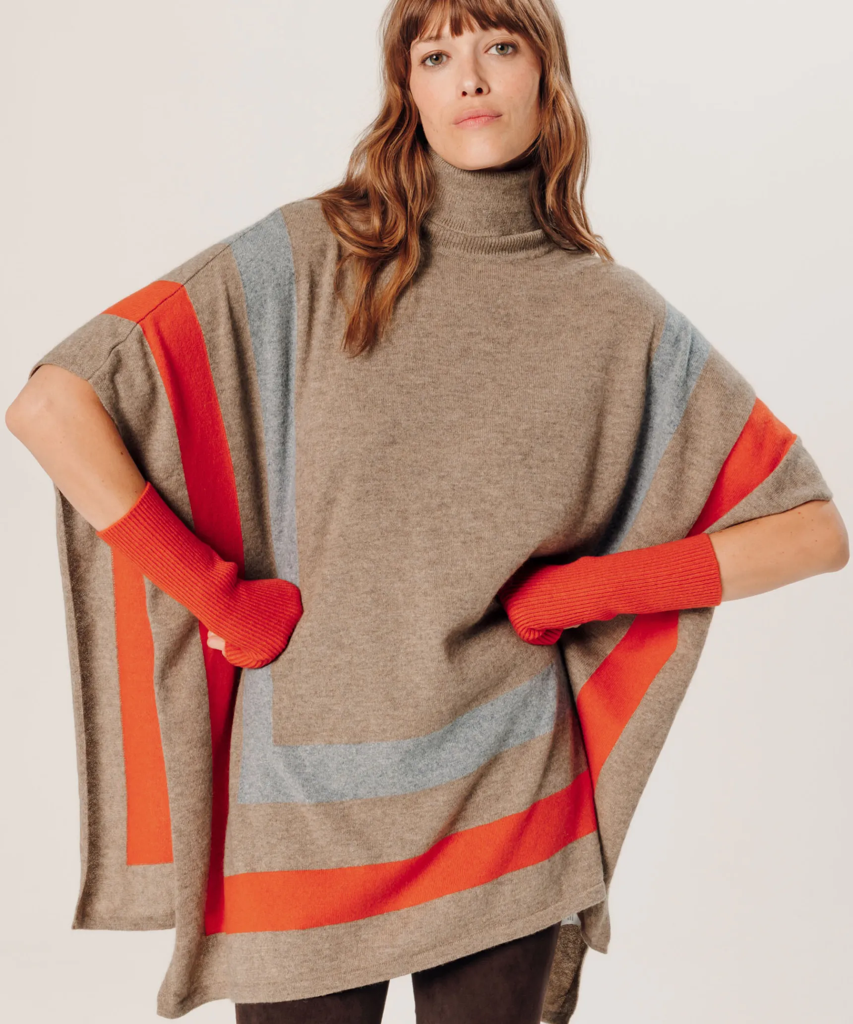 Clearance Rodier Poncho en cachemire beige