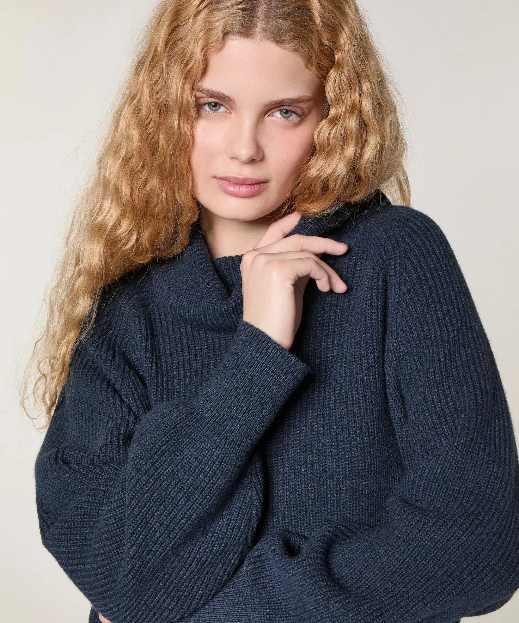 New Rodier Pull col roulé à côtes bleu denim