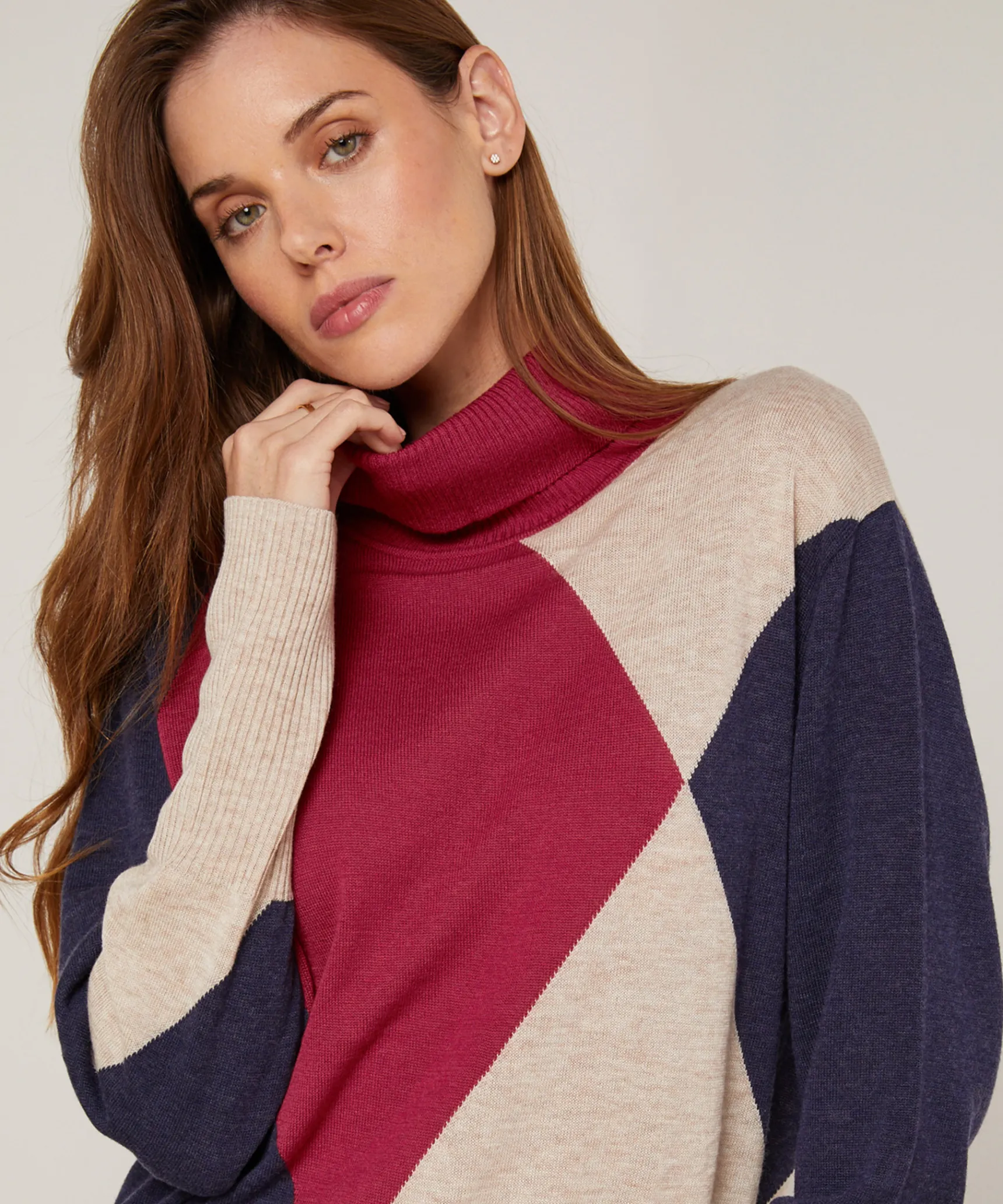 Clearance Rodier Pull col roulé colorblock rouge grenat