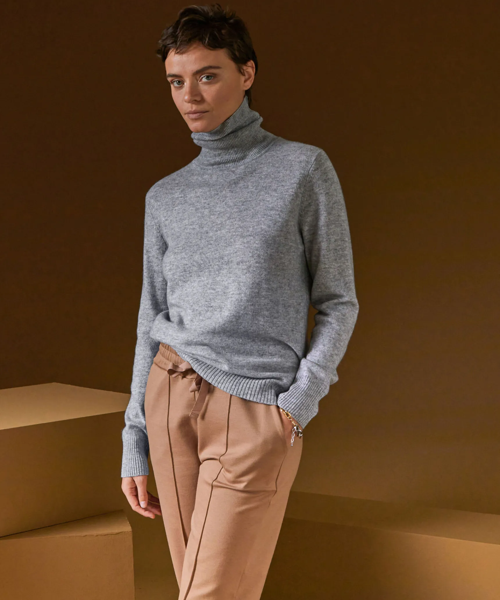 Rodier Pull col roulé en cachemire gris
