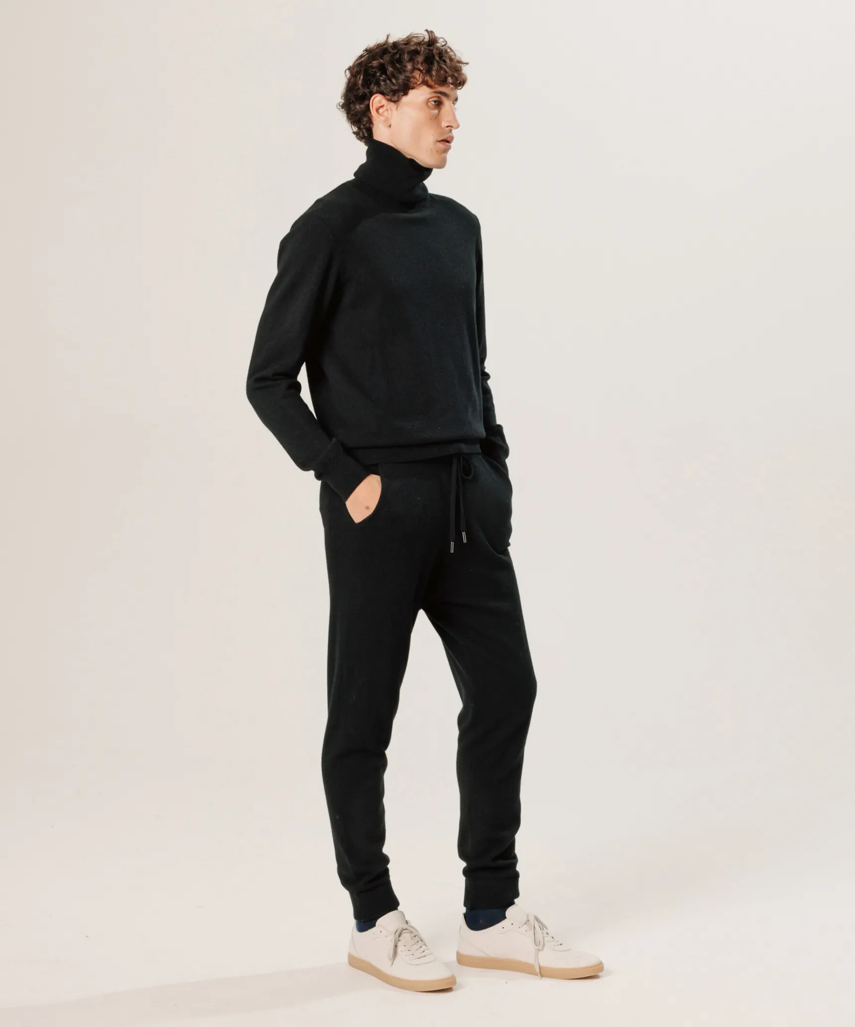 New Rodier Pull col roulé en cachemire noir