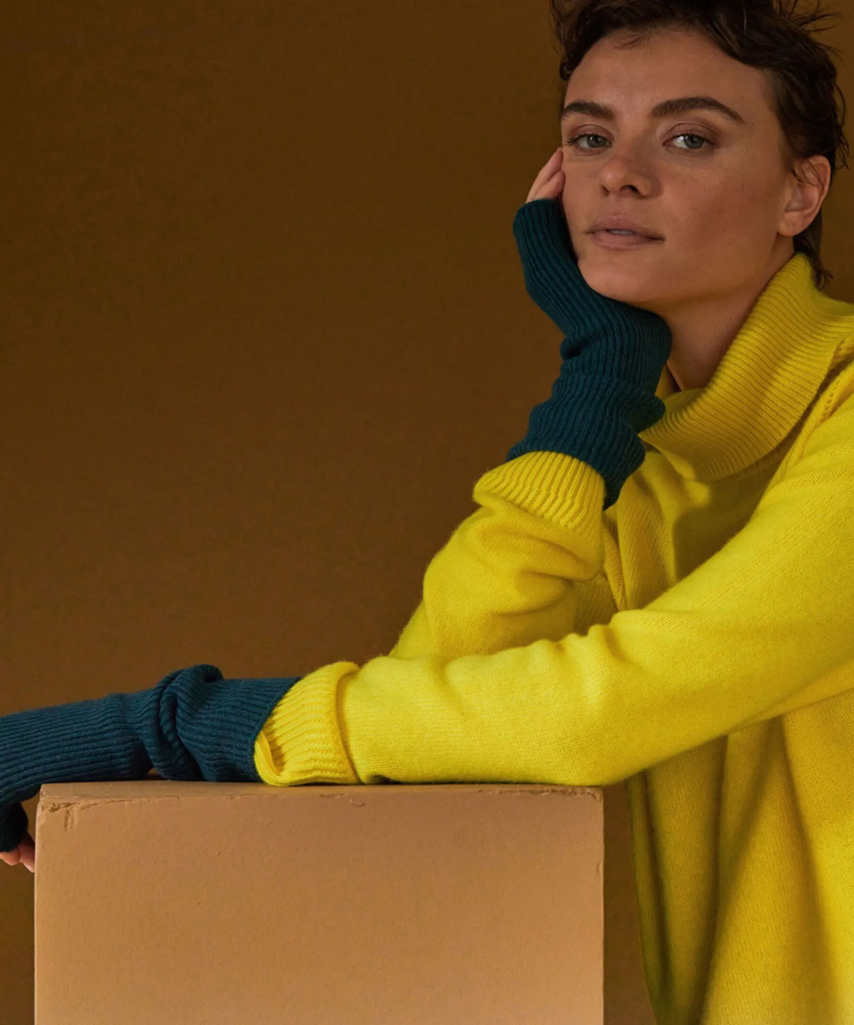 Discount Rodier Pull col roulé oversize en cachemire jaune