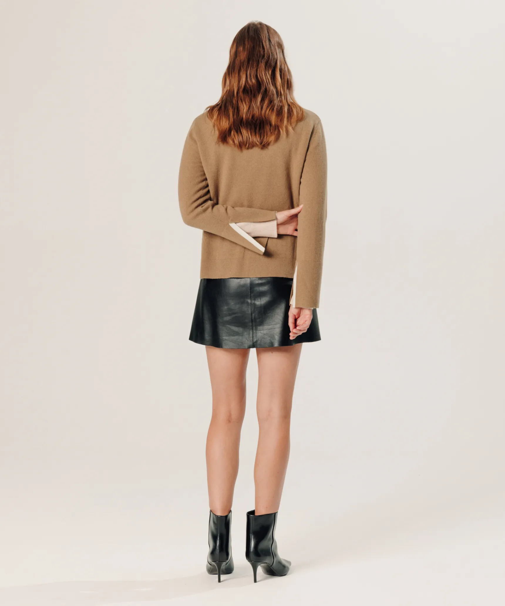 Sale Rodier Pull col V en cachemire marron camel