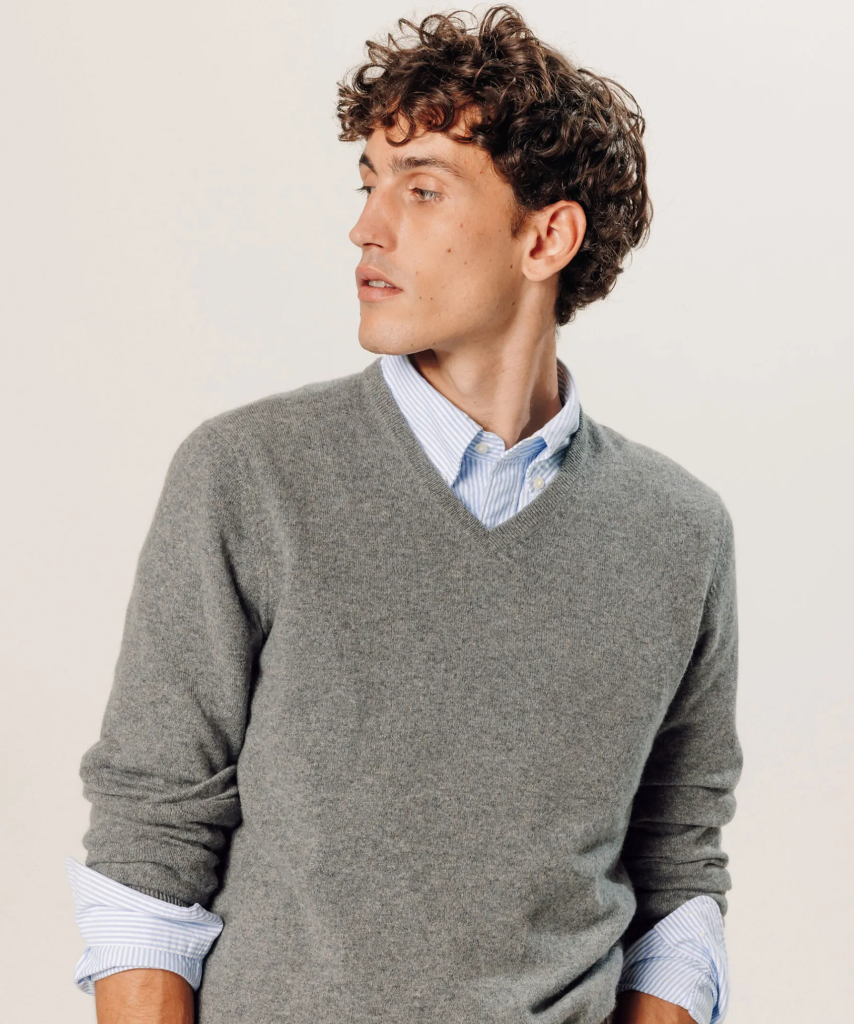 Clearance Rodier Pull col V en cachemire gris moyen