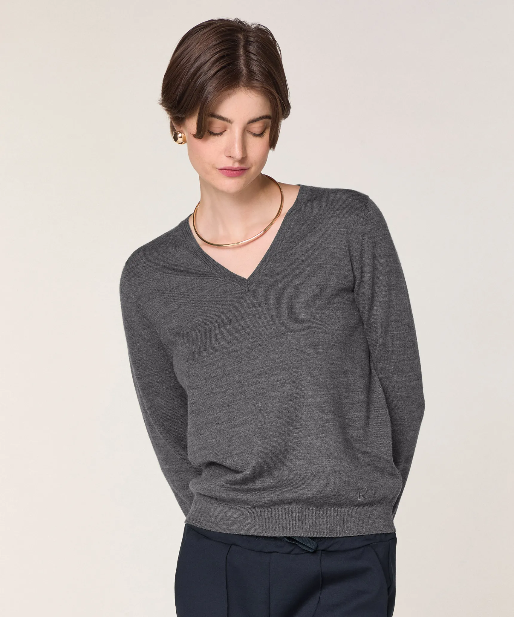 Clearance Rodier Pull col V en laine mérinos gris foncé