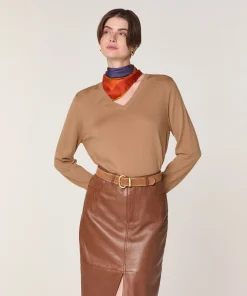 Best Rodier Pull col V en laine mérinos marron camel