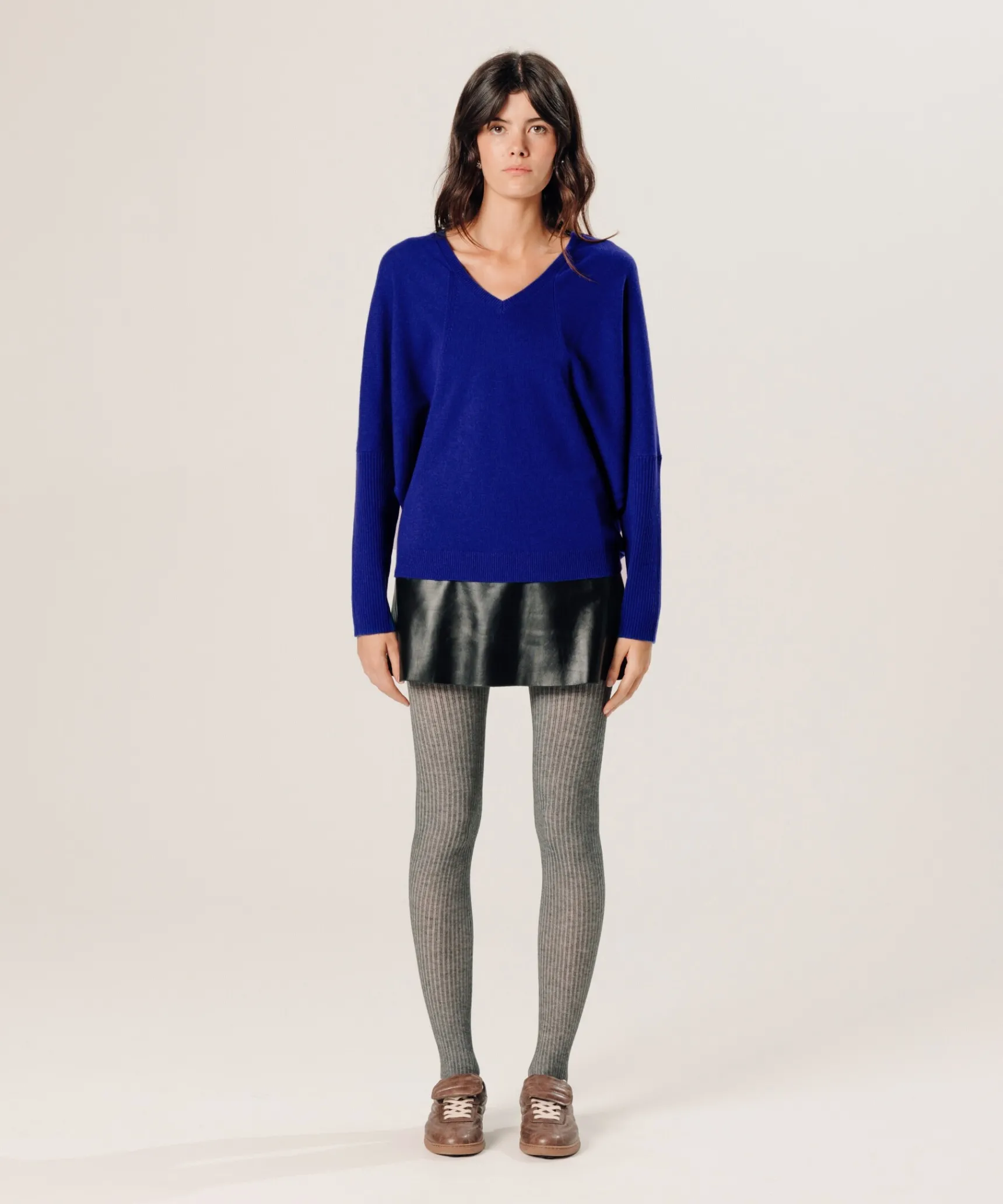 Outlet Rodier Pull col V oversize en cachemire bleu outremer