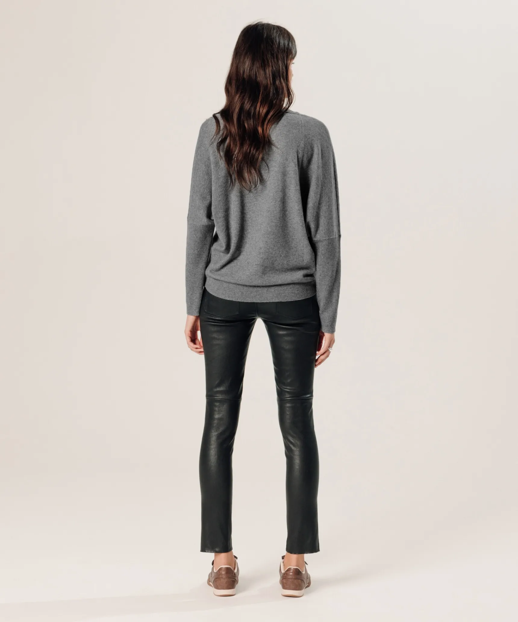 Sale Rodier Pull col V oversize en cachemire gris perle
