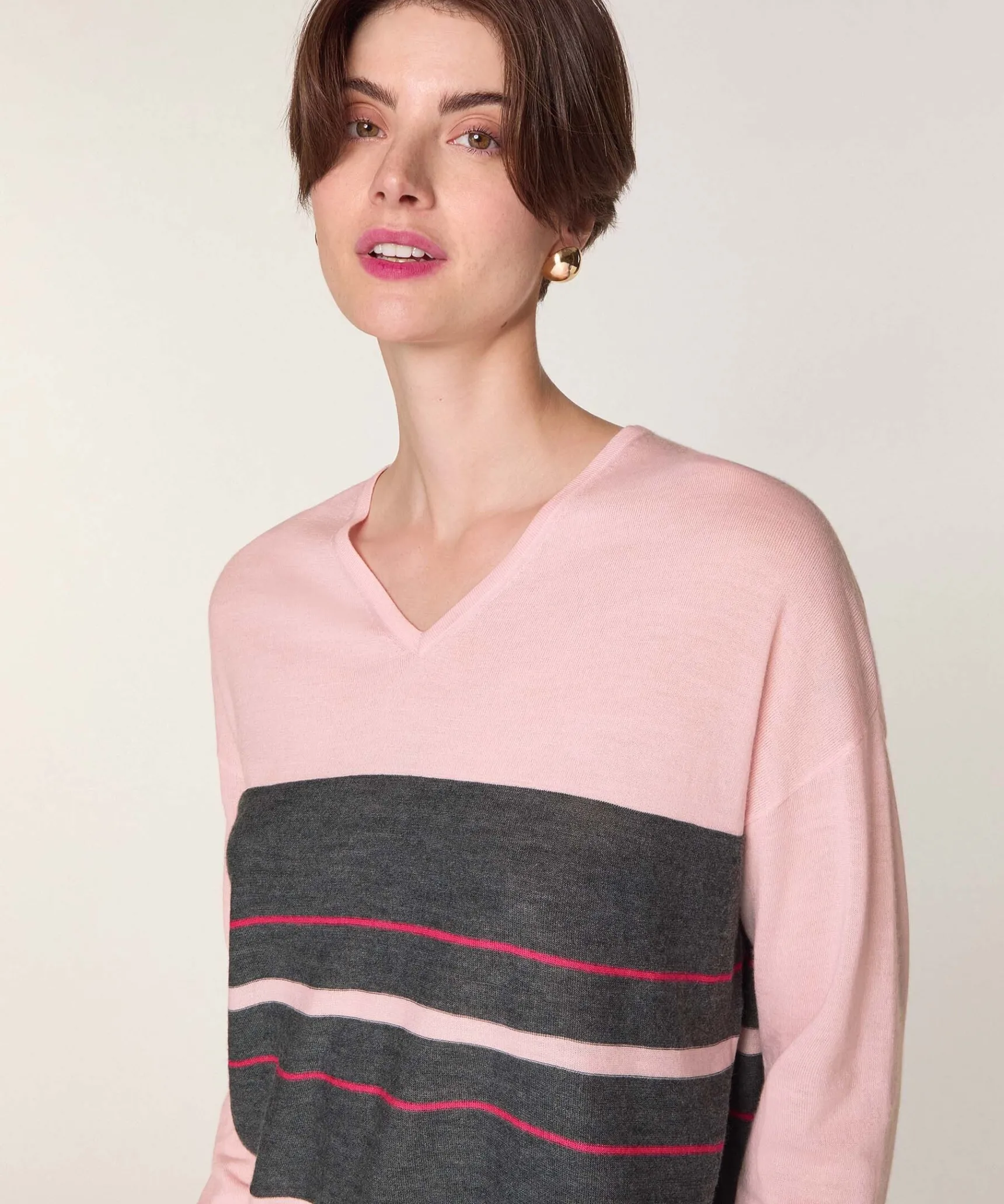 Best Rodier Pull col V rayé en laine mérinos rose perle