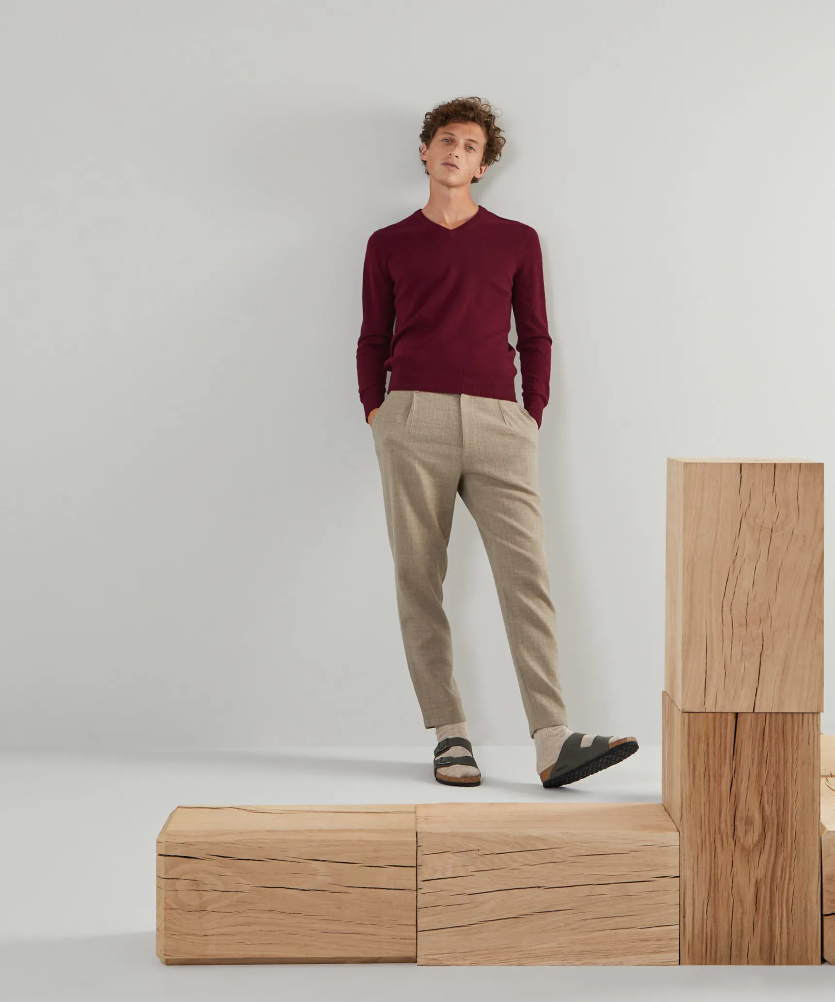 Hot Rodier Pull homme col V en cachemire 2 fils bordeaux