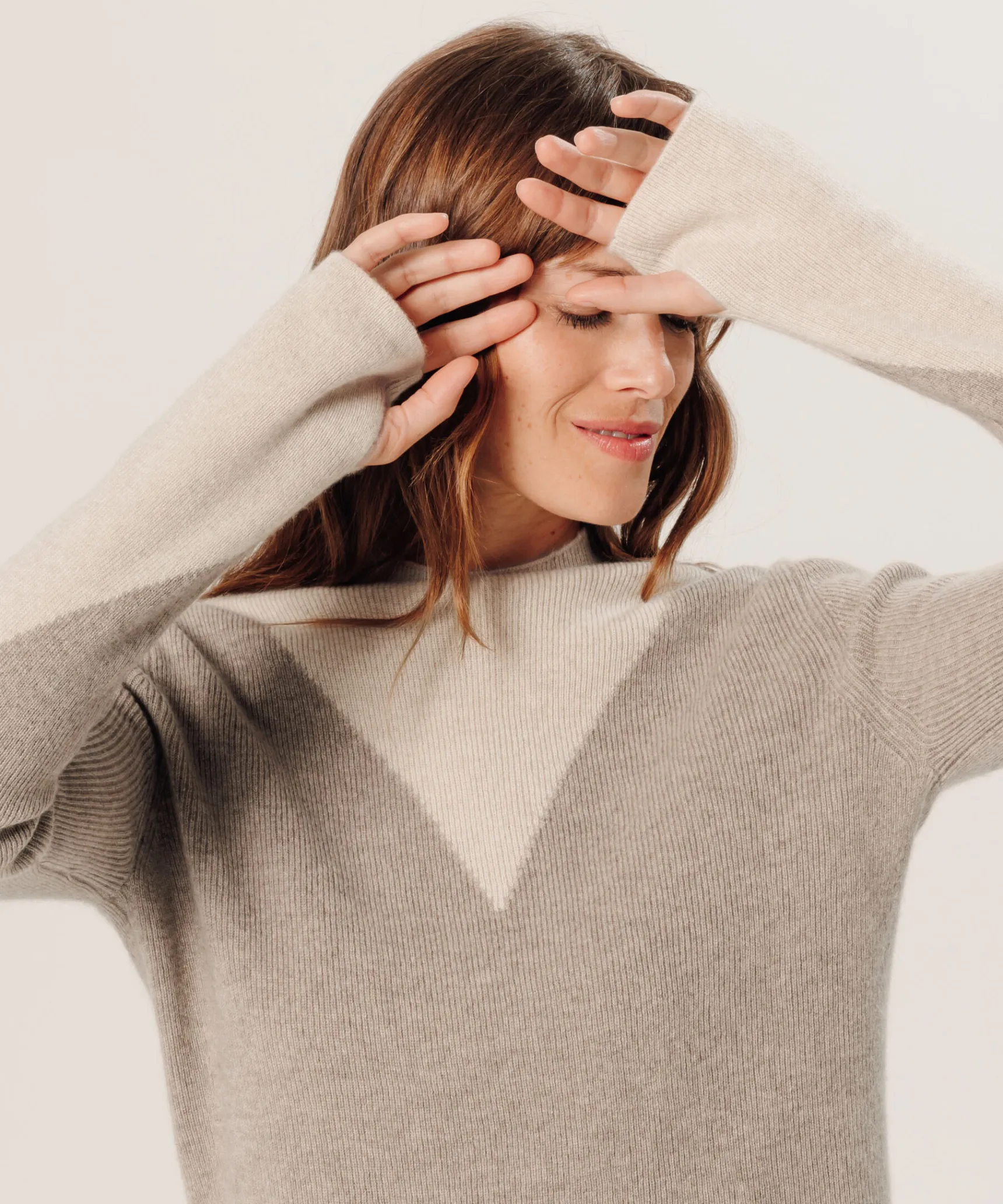 Discount Rodier Pull trompe l'œil en cachemire marron taupe